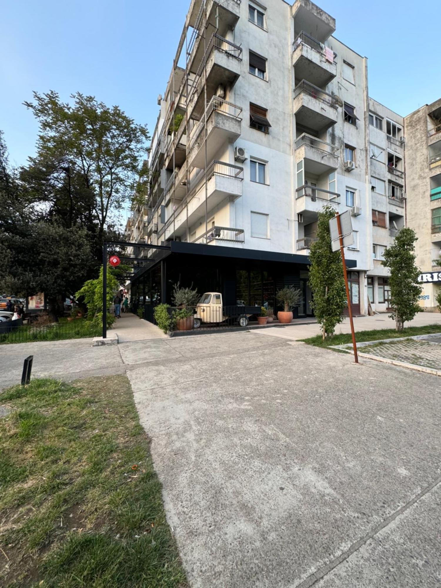 Eleven Apartment Podgoriţa Exterior foto